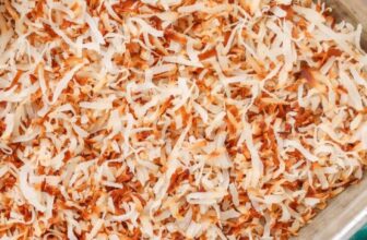 Easy methods to Toast Coconut – Barefeet within the Kitchen