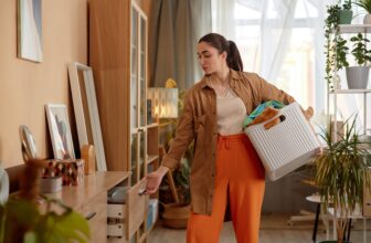 Spring Clear Your Thoughts: 4 Easy Methods to Declutter Your Psychological Area