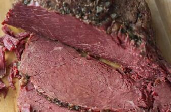 Learn how to Cook dinner Corned Beef (Stovetop)
