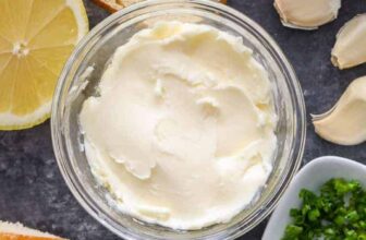 The BEST Do-it-yourself Garlic Butter Recipe